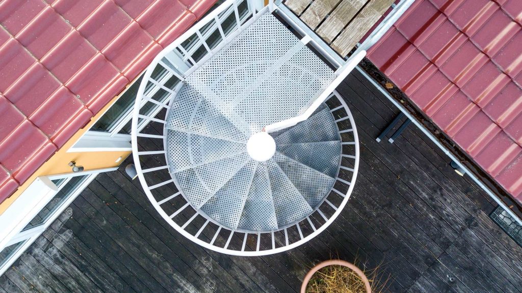 Architekturfotografie, Drohne: Treppenaufgang Dachterrasse | Foto: Dieter Eikenberg, imprints