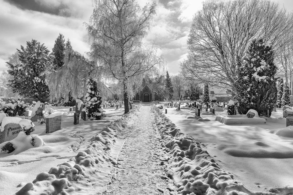Friedhof Rosdorf im Schnee