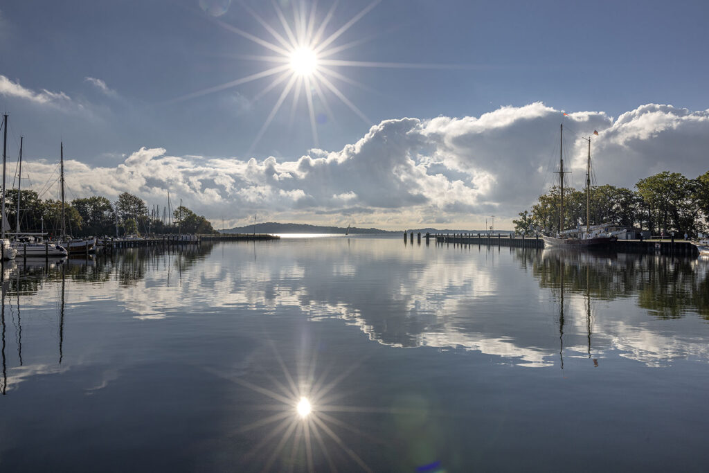 Hafen Lauterbach, Rügen - Blick Richtung Insel Vilm
