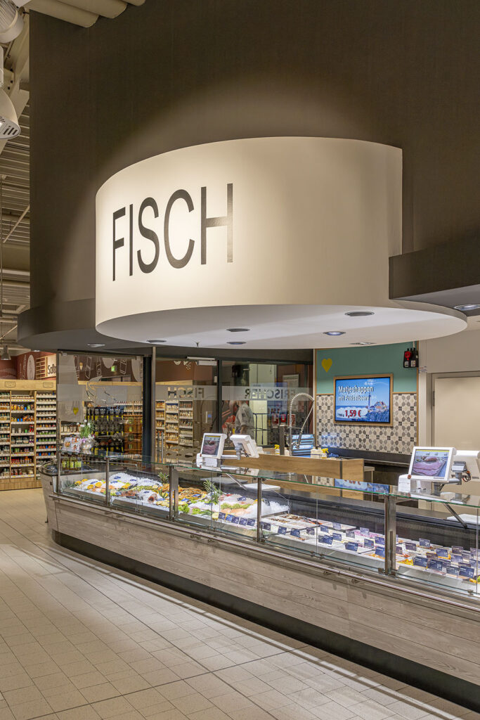 Räume und Einrichtungen: Ladenbau - Frischebereich EDEKA